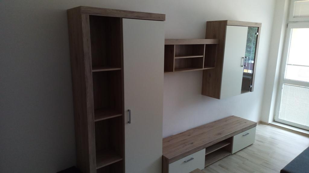 Aparthotel Usmev Ostrava Kültér fotó