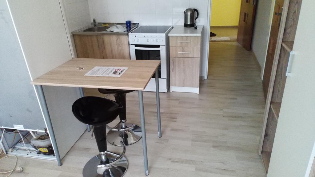 Aparthotel Usmev Ostrava Kültér fotó