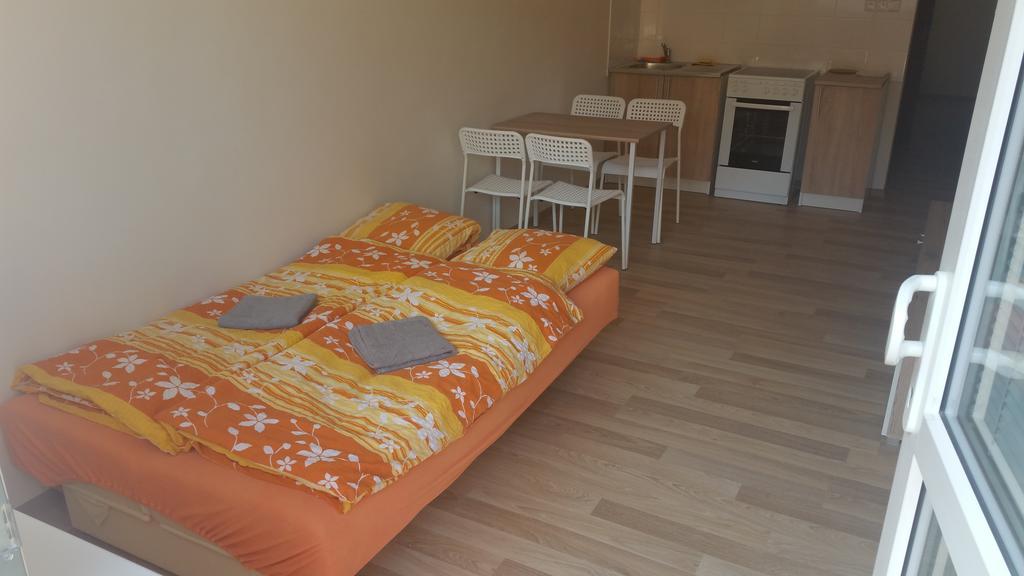 Aparthotel Usmev Ostrava Kültér fotó
